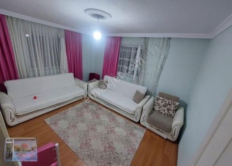 Arnavutköy Taşoluk Tankçılar Sitesinde Satılık 2+1daire