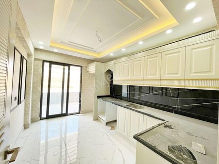 Alpaslan 1.bölgede Şık Mimarisiyle Arakat Ultralüx Sıfır 2+1