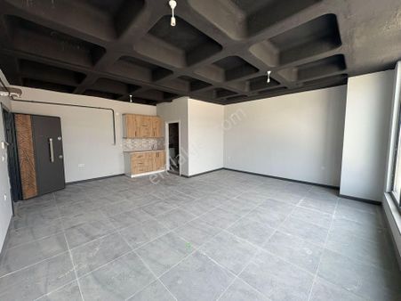 Fatih Plaza'da Ful Yapılı Manzaralı Yan Yana Satılık 2 Ofis