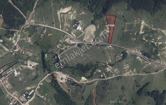 Körfez Elmacık Köyünde Satılık Villa İmarlı Arsa