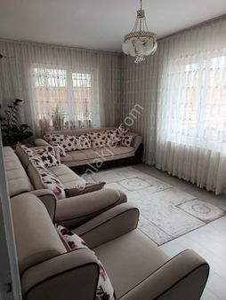 Arkadaş Emlaktan Bahçelievler Karşıyaka Sokak 2+1 Satılık Daire