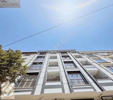 Nur Yapı'dan Acil Satılık Meydana Çok Yakın 2+1 Sıfır Daireler !