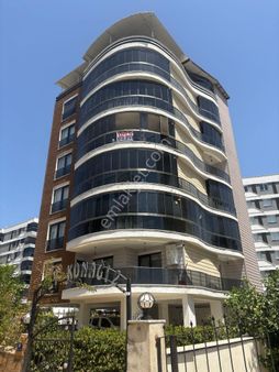 Zafer'de Sıfır Ayarında, Ara Kat Ve Ferah 3+1 Daire