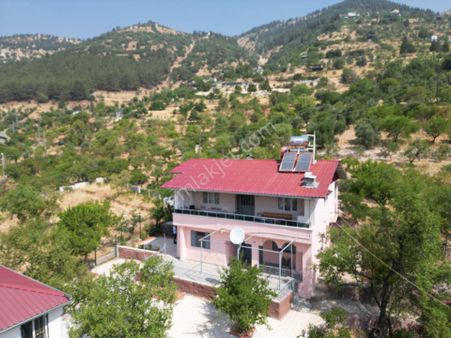 Cb'den Kandıl'da Harika Manzaralı Satılık Bağ Evi Ve Bahçe