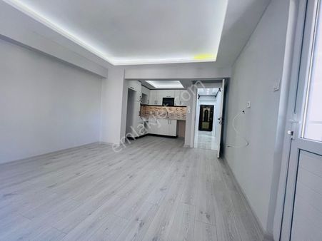 Alaybey Mahallesi 2+1 90 1 Kat Açık Mutfak