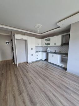 Mumcular Merkezde Satılık 2+1bahçe Katı Daire