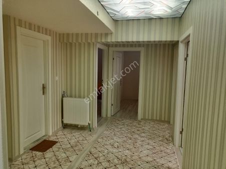 Keçiören Bağlum Hisar Da Satılık 3+1 Düz Giriş