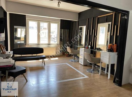500 Evler Hürriyet Mah. Devren Kiralık Kuaför Salonu
