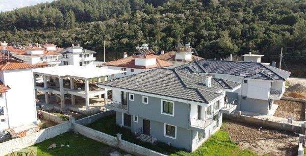 Sahile 6 Km Satılık Fırsat Villa