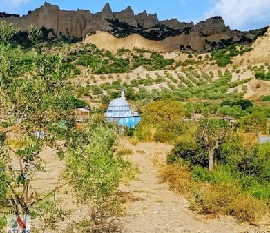 Turgutlu Kurudere Köyü'nde Satılık 2185 Metrekare Bahçe
