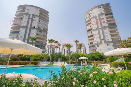 W Property Limonluk Mah. Garden City'de Yapılı 4+1 Daire