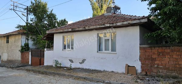 Suluova'da Şehir Merkezinde Ful Bakımlı Eşyalı Mobilyalı 2+1