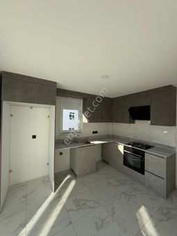 Tramvaya Yürüme Mesafesinde 2+1 Konsept Daireler