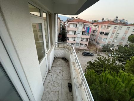 Akçay Köşemden Denize Yürüme Mesafesinde Daire