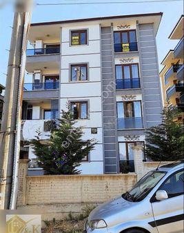 Satılık Çiftlikköy'de Temiz 2+1 Satılık Daire