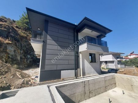 Muğla Ortaca Çaylı’da Havuzlu Sıfır Giriş Kat Daire Acil Satılık