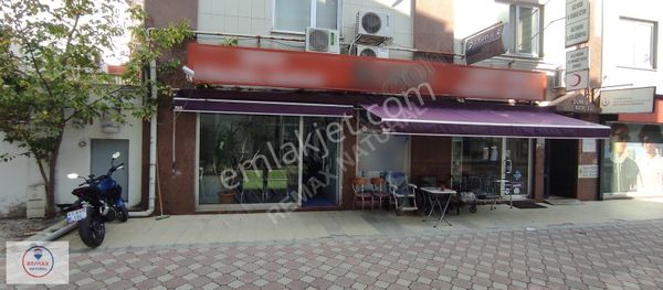 Remax Natural Gölcük Amiral Sağlam Caddesinde Satılık Dükkan
