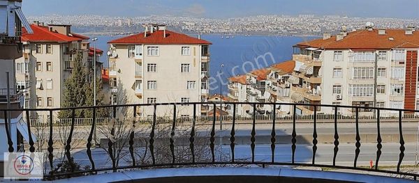 Natural'den Atatürk Mahallesinde 3+1 Deniz Manzaralı Ferah Daire