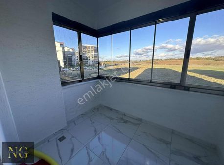 Nergisden Satılık 3+1 Site İçi Havuzlu Kapalı Otoparklı Daire