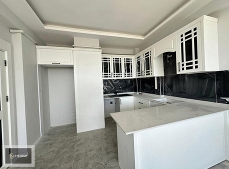 Mezitli Yaşardoğu Caddesinde Tek Blok 2+1 Satılık Kafa Daire