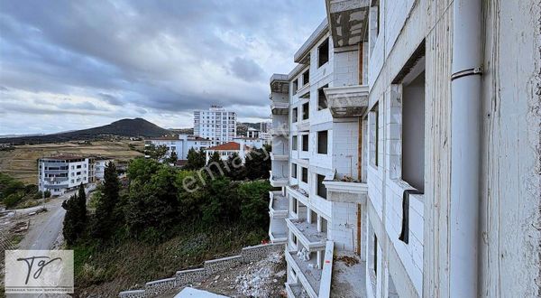 İlyas Nas'tan Doğa Deniz Kaya Zemin Betopan Dış Cephe
