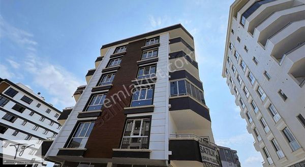İlyas Nas'tan Satılık 4+1 220 M2 Satılık Daire