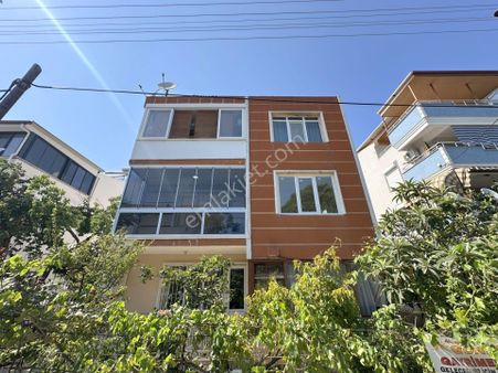 🔴 Güç'ten 🔴 Akçay'da Denize Sadece 50 Metre Ön Cephe Ara Kat Masrafsız Satılık 3+1 Daire