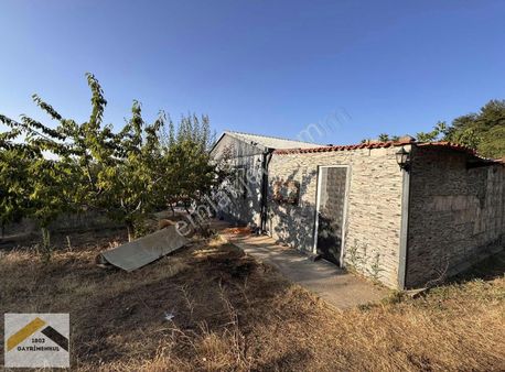 Sultan Yaylasında Muhteşem Manzaralı İçinde Evleri Olan Kirazlık