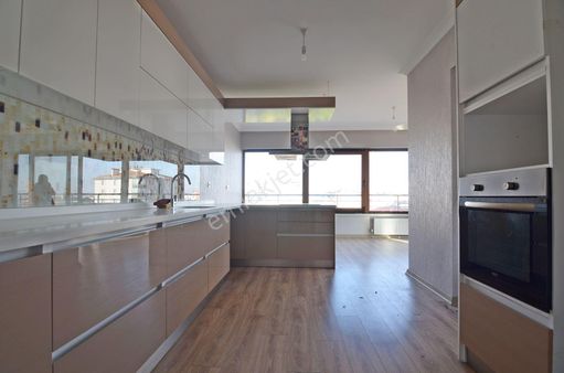 Barıştepe Mah & -bölgenin Gözde Projesinde- Ultralüks Yapılı 4+1