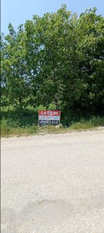 E&f Gayrimenkul'den Esenköy Mahallesinde Asfalt Yola Cephe Kısmi İmarlı Arazi