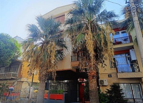 Remax West Ten Buca Forbes Caddesi Yakını Satılık Dükkan