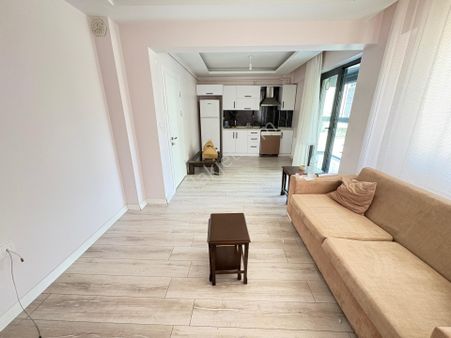 Marmara'dan Ayçiçekli Kavşakta 1+1 Kiralık Daire