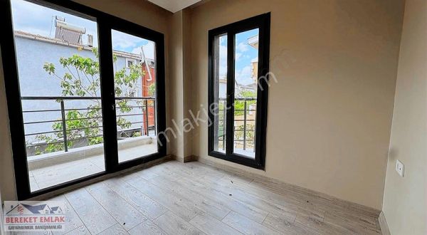 Bereket Emlaktan Denize Yürüme Mesafesinde Satılık Villa