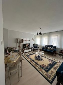 Kr Mirelden Yeşil Meydanda Yüksek Giriş 2+1 Daire