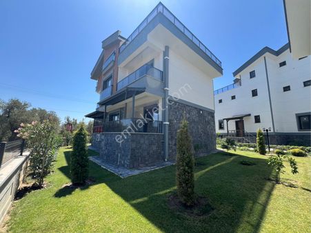 🩷cemre Emlaktan Güre Bölgesinde Satılık Sıfır 3+1 Villa🩷