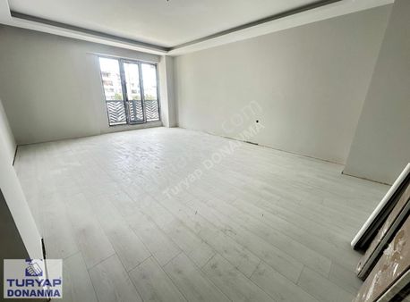 Cumhuriyet Mahallesinde 3+1 Asansörlü Oturuma Hazır Lüks Daire!!