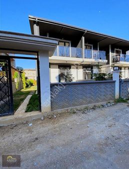 Kocaali'de 3+1 Denize 2.parsel Villa