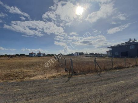 Haydart Emlaktan Yenicede Sınırnda 630 M2 Yatırımlık Müstakil İfrazlı Arsa