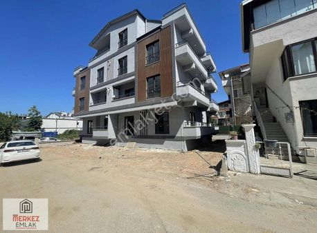 Başiskele Barbaros Mah.'de 3+1 Merkezi Konum Satılık Ç.dubleks