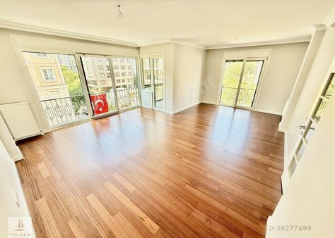 Yelken'den Suadiye Sahil'de 145m2 3+1 Balkonlu Ebeveynli 3 Yıllık