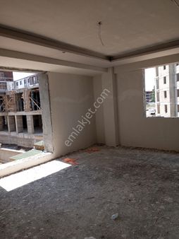 Kafkars Emlaktan Yenişehir Mahallesinde Arakat 2+1 Ler