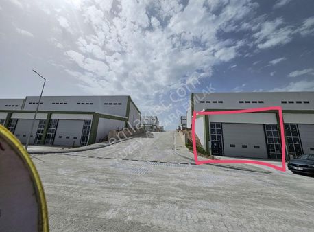 Muhtesem Lokasyon Super Lux Toki Sanayi Dukkanı 159 M2 Kiralık