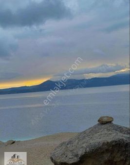 Salda Gölüne 2 Dakika Işıklar Mahallesinde Tarla