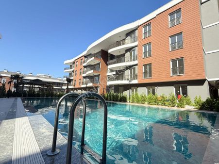 Bu Haftaya Özelfiyat ! 7/24 Güvenlik-havuz-fitness-kapalı Otopark-geniş Teraslı Fırsat Lüxdaire