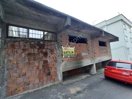 Yıldırım Güllük Mh Gediz Sk,ta Acil Satılık 87m2 Natamam Müstakilev