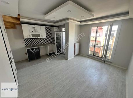 Mehmet Akif'te Satılık 3+2 Asansörlü İskanlı Dubleks Daire