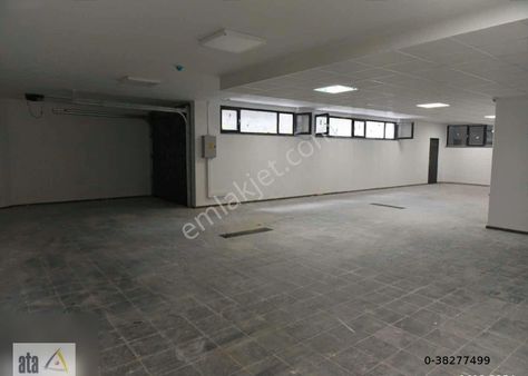 Farabi'de Yeni Binada Katta Ön Cephe Asansörlü