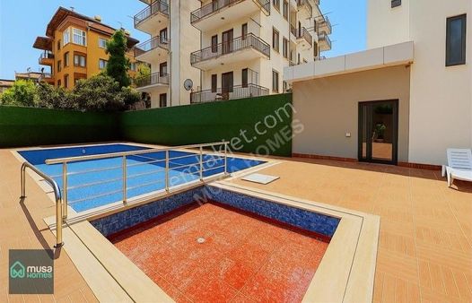 Alanya Merkezde, Kleopatraya 10 Dakika Full Eşyalı Lüks 1+1