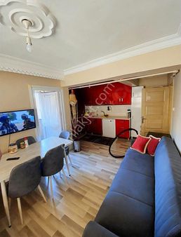 İstanbul Küçükçekmece Yeşilova Mah.satılık 2+1 Daire