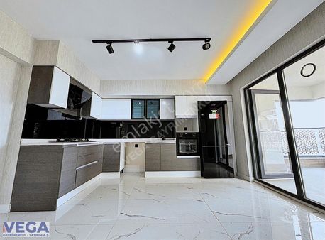 ▄vega▄gayrimenkul▄'den Vadi Manzara Evleri'nde Yüksek Ve Ara Kat